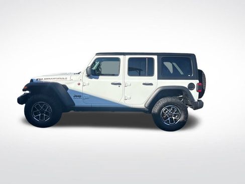 Used 2025 Jeep Wrangler Unlimited Rubicon image 9