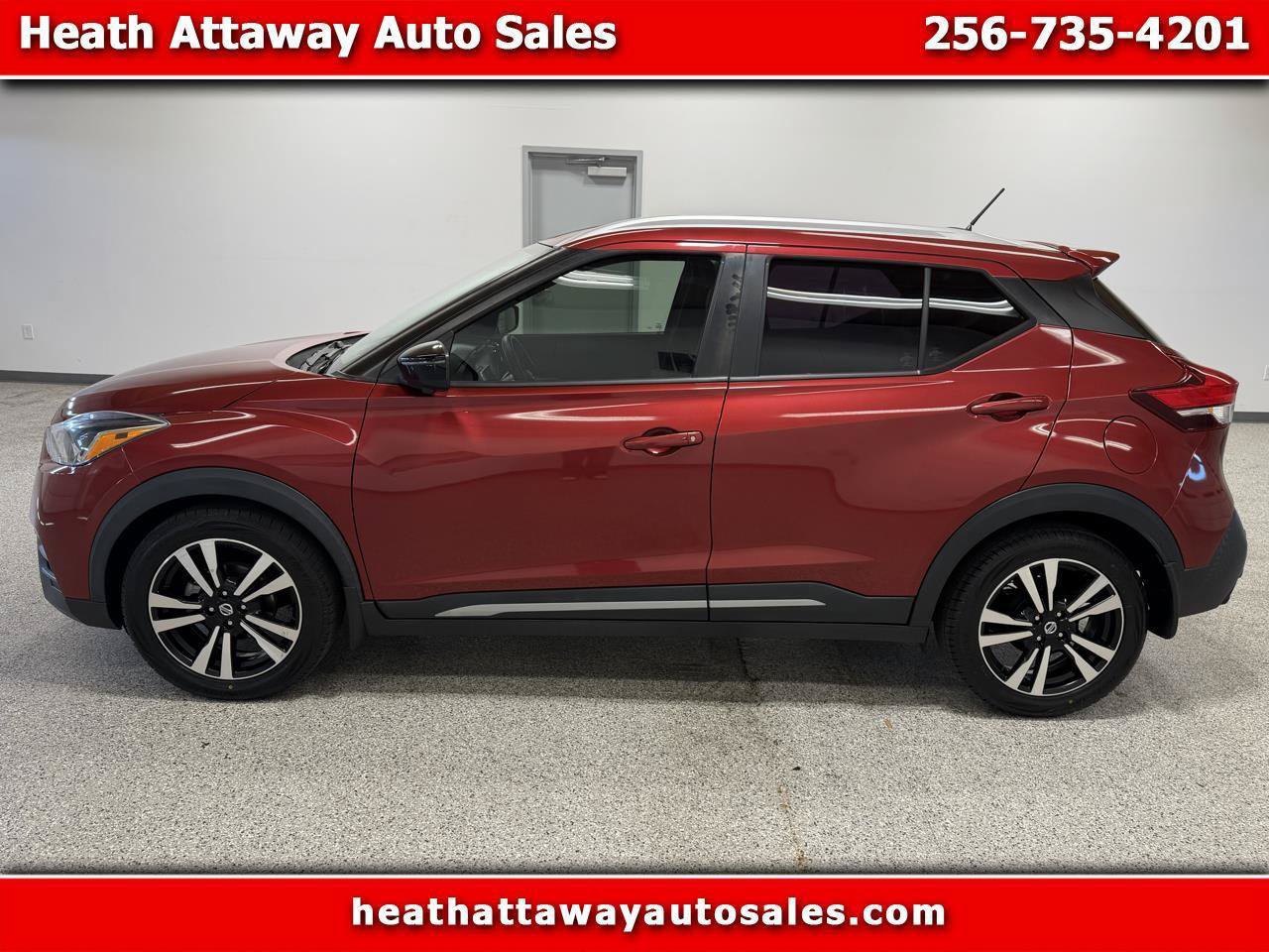 Used 2020 Nissan Kicks SR w/ SR Premium Package FWD image 1