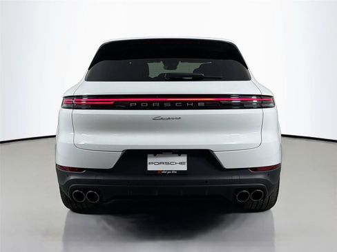 Certified 2026 Porsche Cayenne AWD/4WD image 6