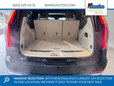Certified 2023 Cadillac Escalade ESV Premium Luxury w/ Performance Package AWD/4WD image 7