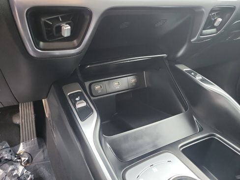 Certified 2022 Kia Sorento S FWD image 20