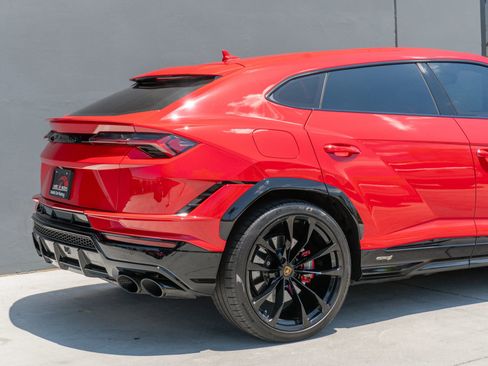 Used 2024 Lamborghini Urus S AWD/4WD image 39