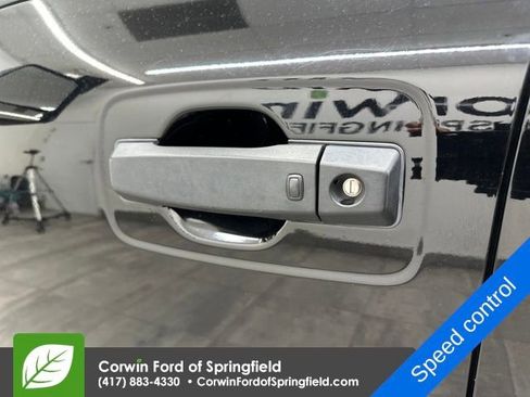 Used 2023 Nissan Titan PRO-4X w/ Pro-4x Convenience Package image 25