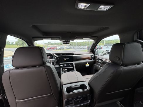 New 2026 GMC Sierra 1500 Denali image 9