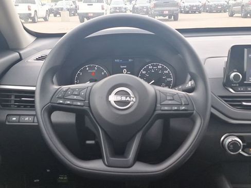 Certified 2024 Nissan Altima 2.5 S FWD image 20