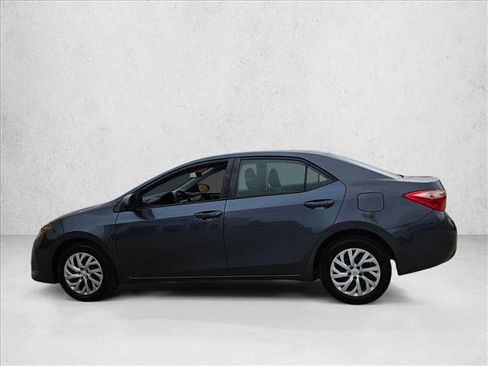 Used 2019 Toyota Corolla LE image 8