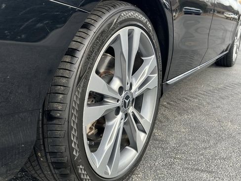 Used 2018 Mercedes-Benz C 300 Sedan image 10