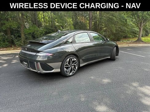 Used 2024 Hyundai Ioniq 6 SEL RWD image 4