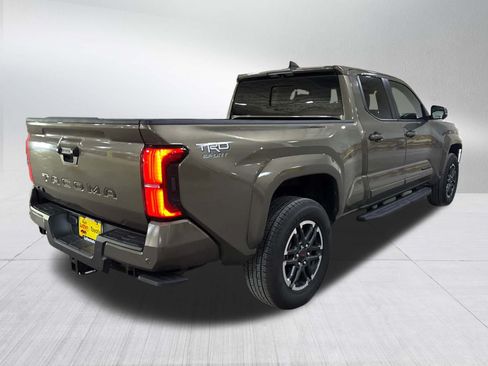 Used 2024 Toyota Tacoma TRD Sport w/ TRD Sport Premium Package AWD/4WD image 6
