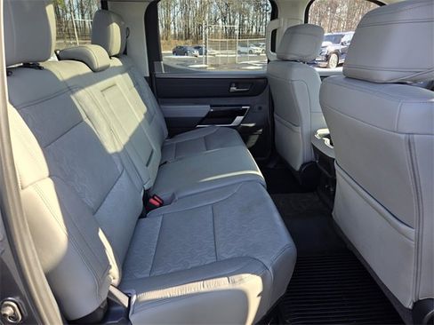 Used 2024 Toyota Tundra Limited image 21