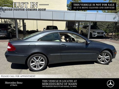 Used 2009 Mercedes-Benz CLK 350 Coupe image 5
