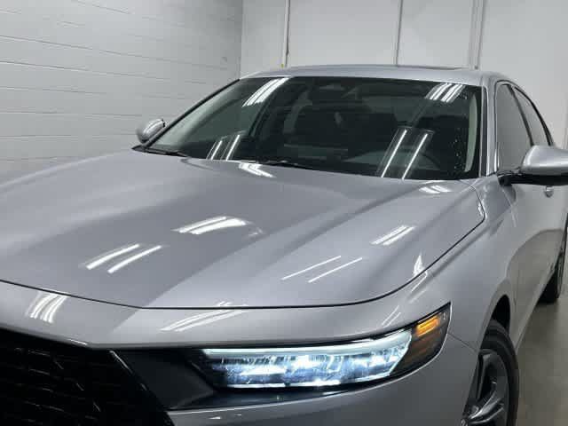 Used 2023 Honda Accord EX-L image 30