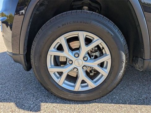 Used 2019 Jeep Grand Cherokee Limited image 21