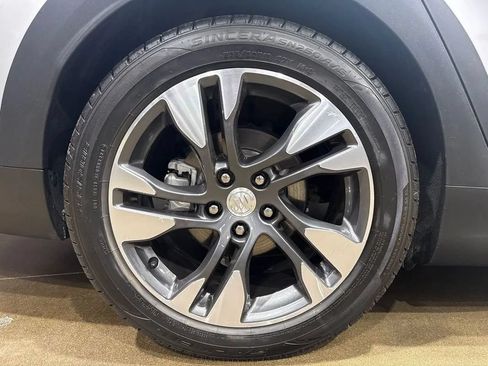 Used 2018 Buick Regal Essence w/ Sights and Sounds Package AWD/4WD image 48
