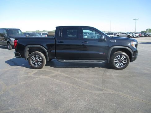 Used 2021 GMC Sierra 1500 AT4 AWD/4WD image 4