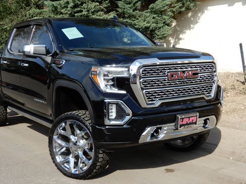 Used 2019 GMC Sierra 1500 Denali image 2