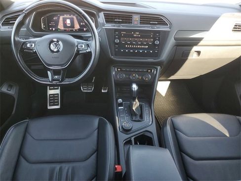 Used 2021 Volkswagen Tiguan SEL Premium R-Line image 26