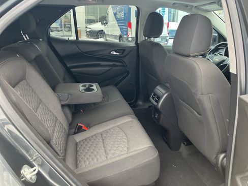 Used 2019 Chevrolet Equinox LT w/ Sun & Navigation Package image 35