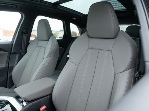 New 2025 Audi Q5 Premium Plus image 20