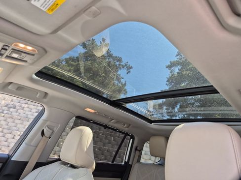 Used 2021 Toyota Highlander Platinum FWD image 14
