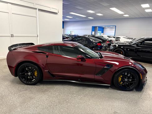 Used 2017 Chevrolet Corvette Z06 w/ Chrome Badge Package image 7