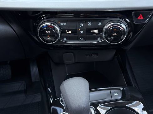 New 2026 Chevrolet Trax LT w/ Driver Confidence Package FWD image 15