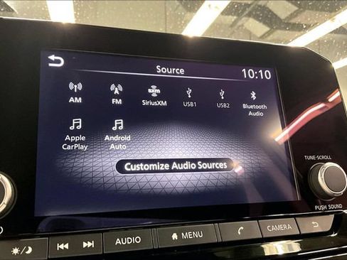 Used 2025 Nissan Pathfinder SV FWD image 36