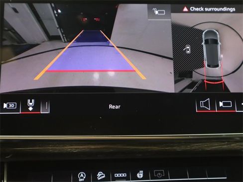 New 2026 Audi Q8 Premium Plus image 18