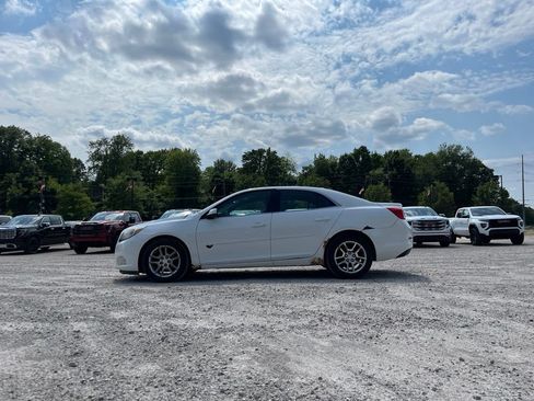 Used 2013 Chevrolet Malibu LT w/ Power Convenience Package FWD image 17