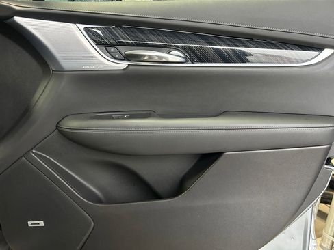 Used 2024 Cadillac XT6 Premium Luxury w/ Technology Package image 25