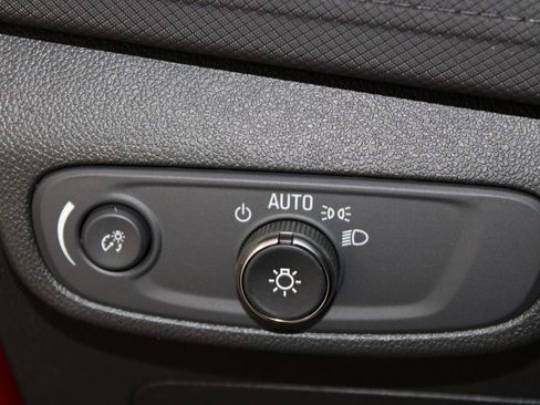 New 2026 Chevrolet TrailBlazer LT w/ Convenience Package FWD image 35