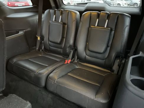 Used 2017 Ford Explorer Sport image 19