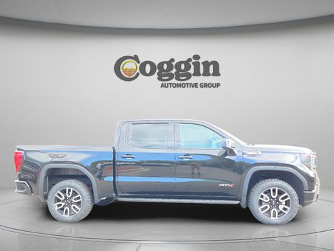 Certified 2024 GMC Sierra 1500 AT4 w/ Technology Package AWD/4WD image 6