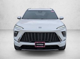 Used 2025 Buick Enclave Avenir w/ Super Cruise Package video 2