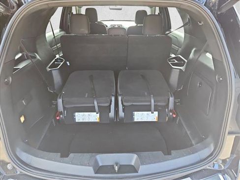 Used 2018 Ford Explorer XLT w/ Equipment Group 201A image 6