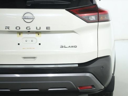 Certified 2023 Nissan Rogue SL AWD/4WD image 46