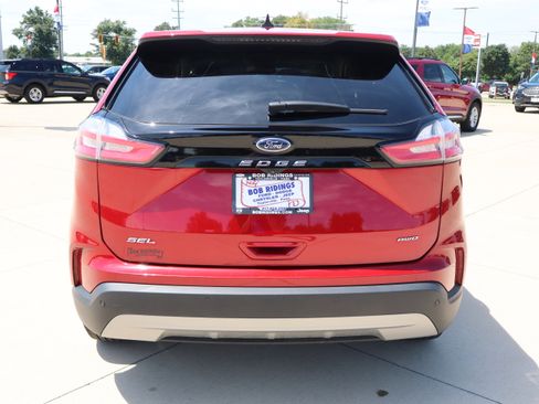 Used 2023 Ford Edge SEL w/ Convenience Package image 7