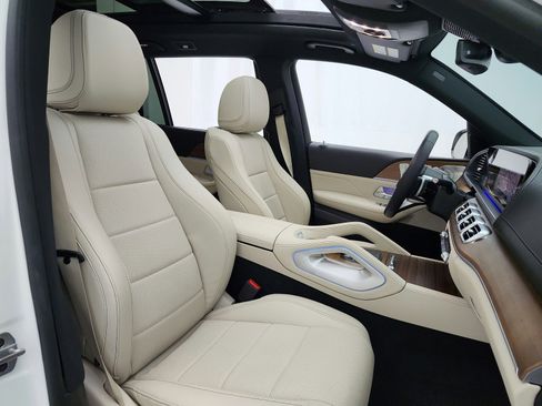 Certified 2024 Mercedes-Benz GLS 450 4MATIC image 26