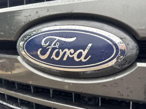 Used 2020 Ford F150 XLT w/ Equipment Group 302A Luxury AWD/4WD image 9