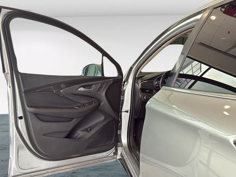 Used 2017 Buick Envision Essence FWD image 20