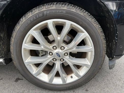 Used 2019 Ford Expedition Platinum AWD/4WD image 10