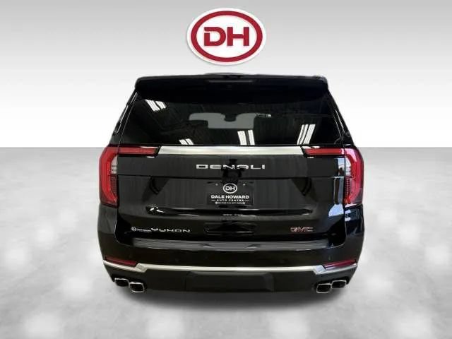 New 2026 GMC Yukon Denali w/ Denali Reserve Package AWD/4WD image 12