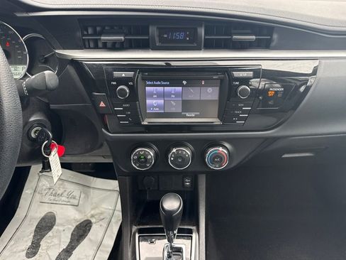 Used 2016 Toyota Corolla L image 17