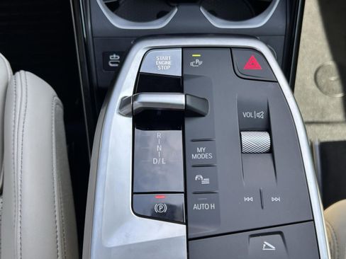 New 2025 BMW X1 xDrive28i w/ Technology Package image 12