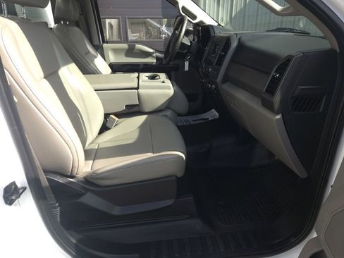 Used 2019 Ford F550 4x4 Regular Cab Super Duty image 18