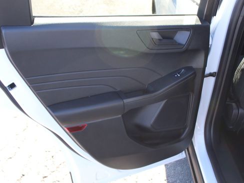 New 2026 Ford Escape Active w/ Cold Weather Package FWD image 17