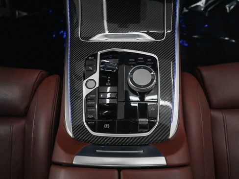 Used 2023 BMW X7 M60i w/ Executive Package image 28