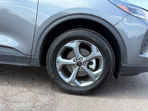 Used 2025 Ford Escape ST-Line Select AWD/4WD image 6