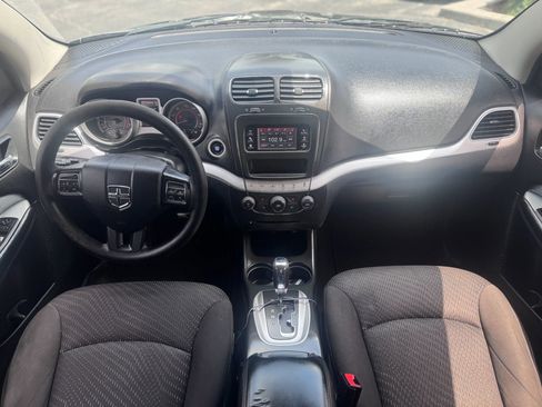 Used 2017 Dodge Journey SXT w/ Comfort/Convenience Group image 15