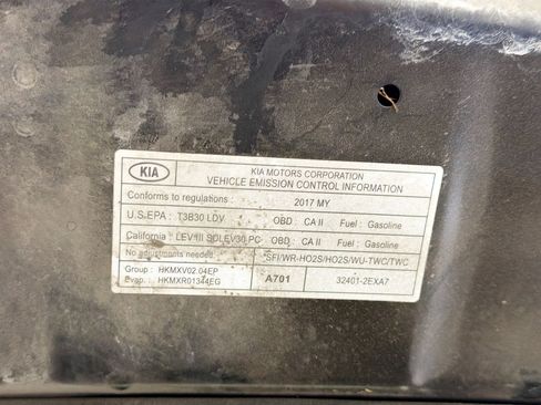 Used 2017 Kia Forte LX image 16